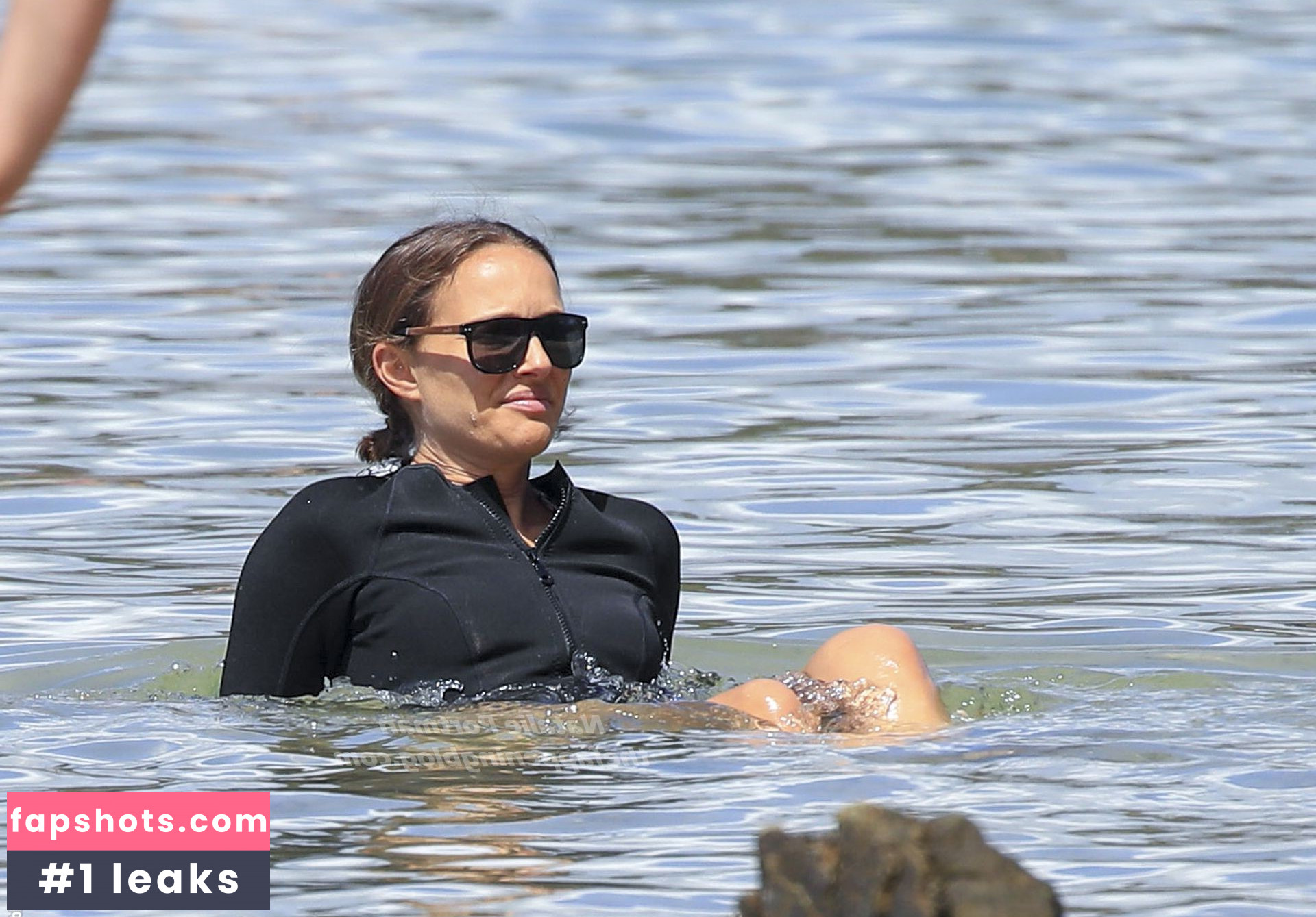 Natalie Portman gallery photo #1497