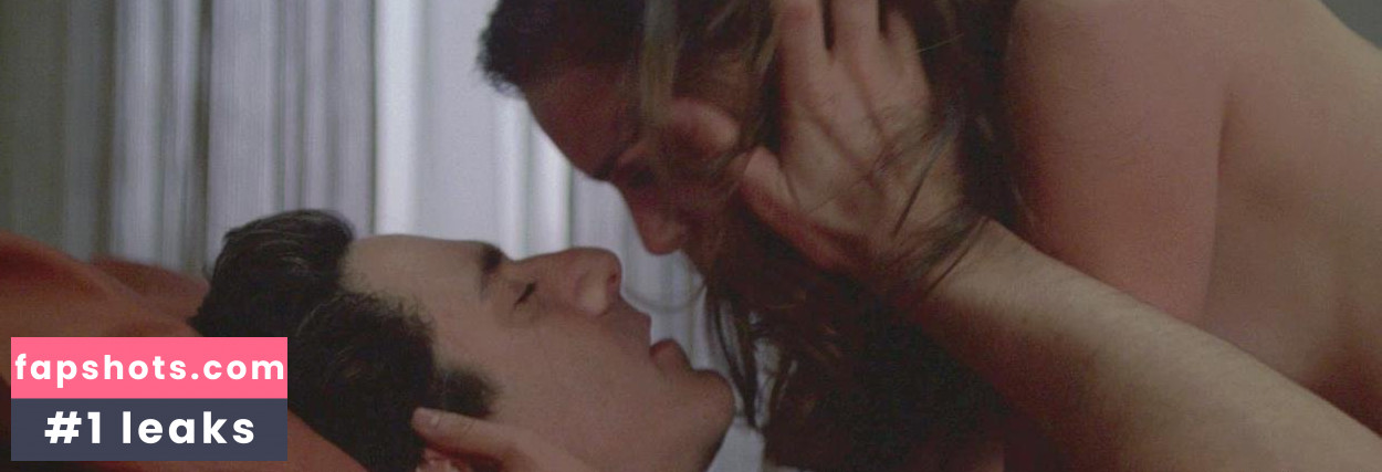 Natalie Portman gallery photo #1599