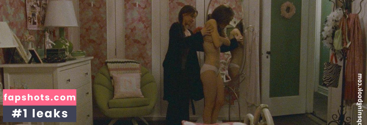 Natalie Portman gallery photo #1675