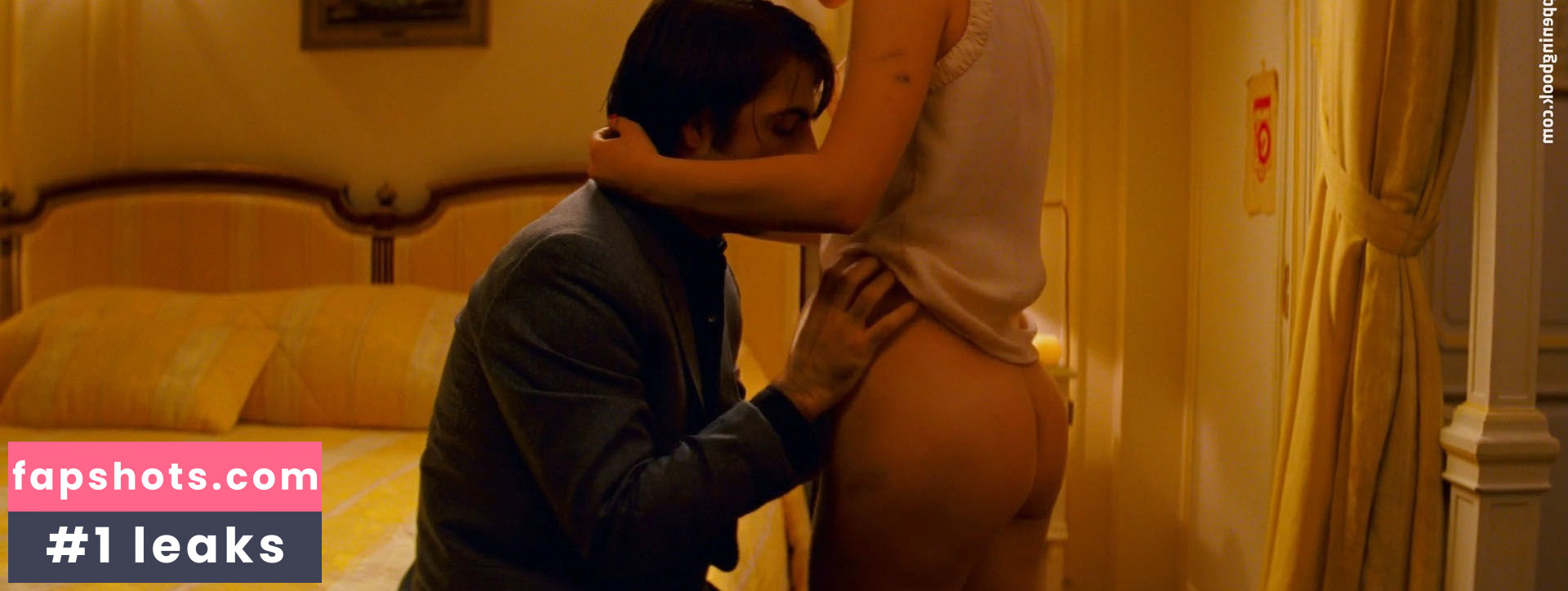 Natalie Portman gallery photo #1797