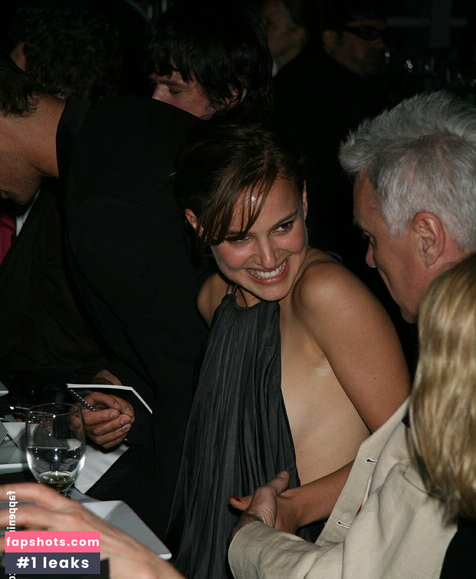 Natalie Portman gallery photo #1858