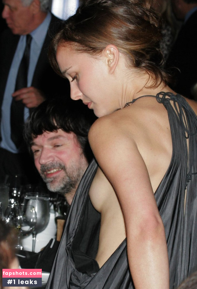 Natalie Portman gallery photo #1862