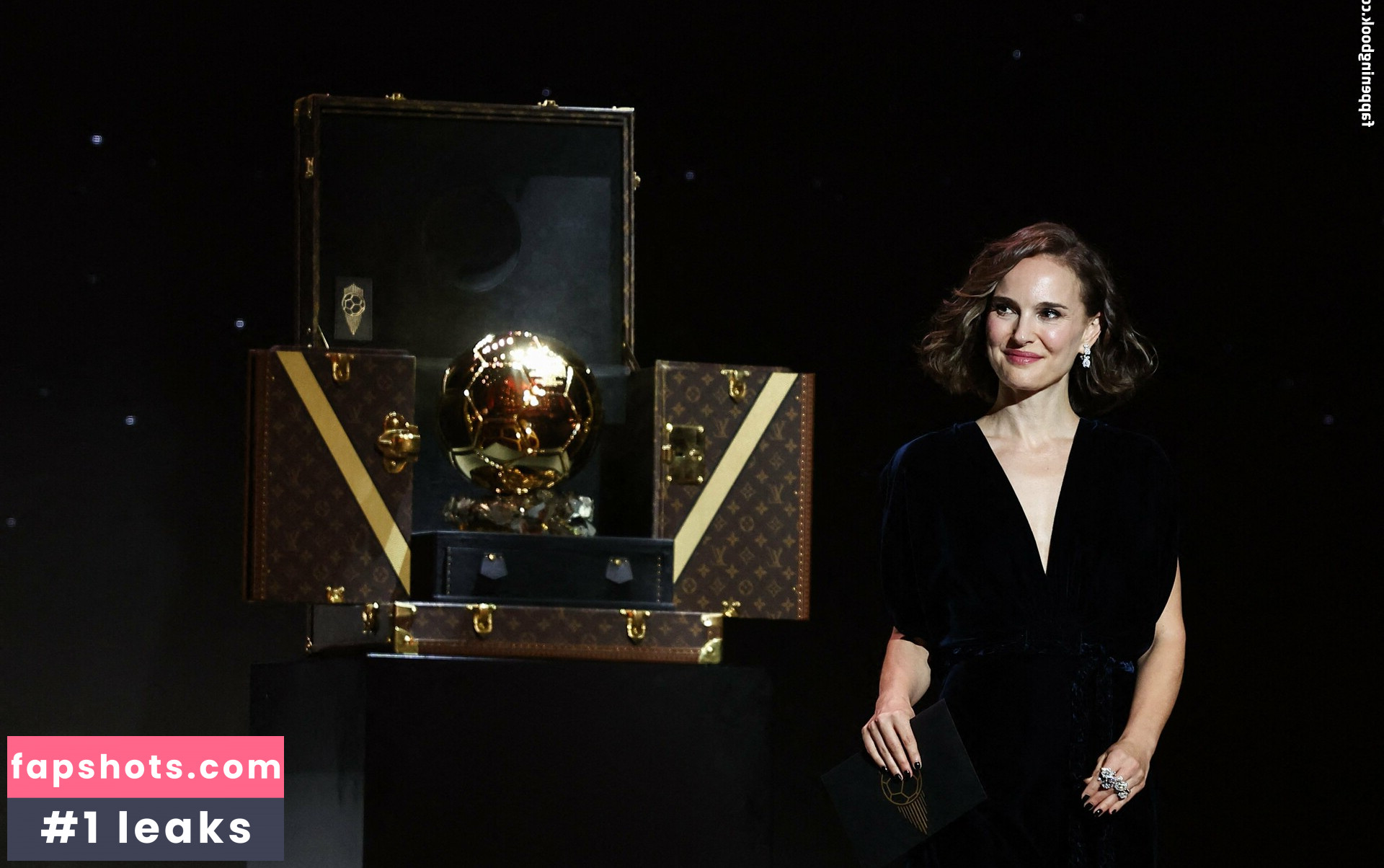 Natalie Portman gallery photo #219