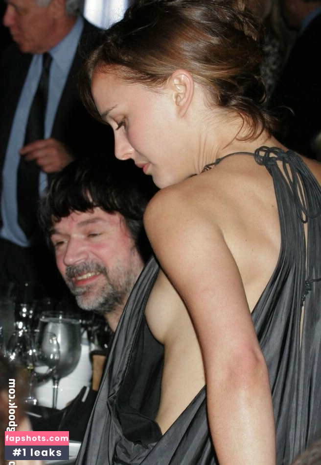 Natalie Portman Nahé úniky fotek pouze od fanoušků #642 - Fapshots