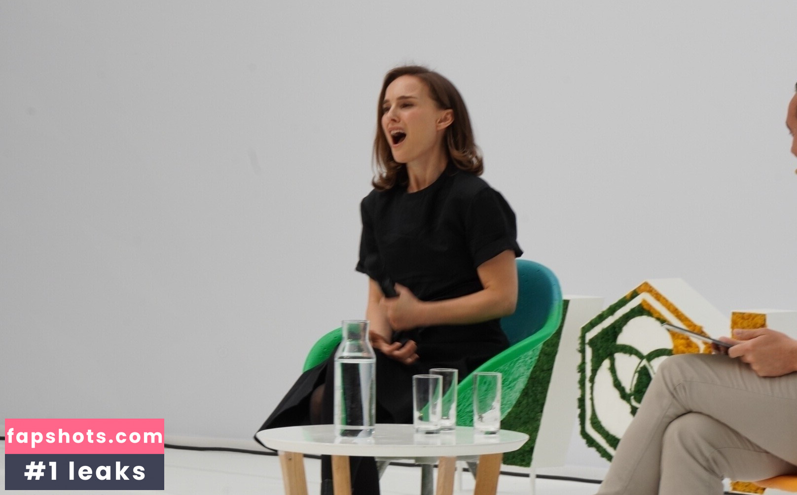 Natalie Portman gallery photo #96