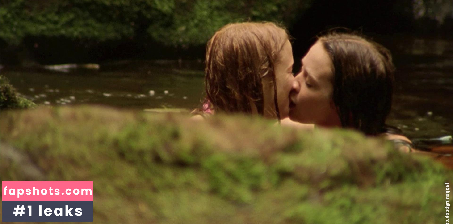 Natalie Press gallery photo #9