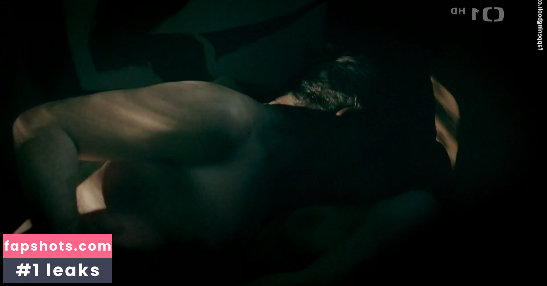 Natalie Rehorova nude babe gallery