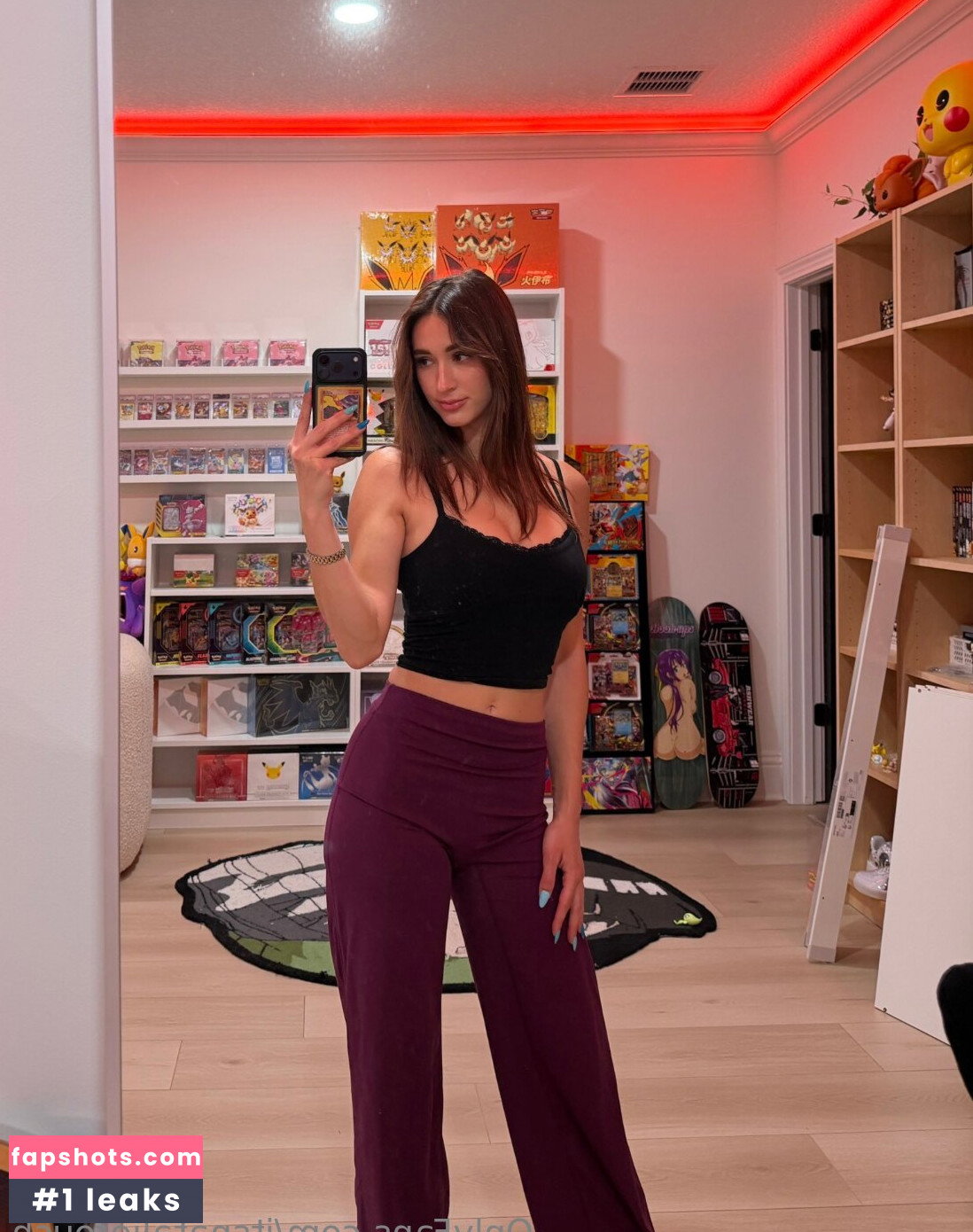 Natalie Roush gallery photo #40