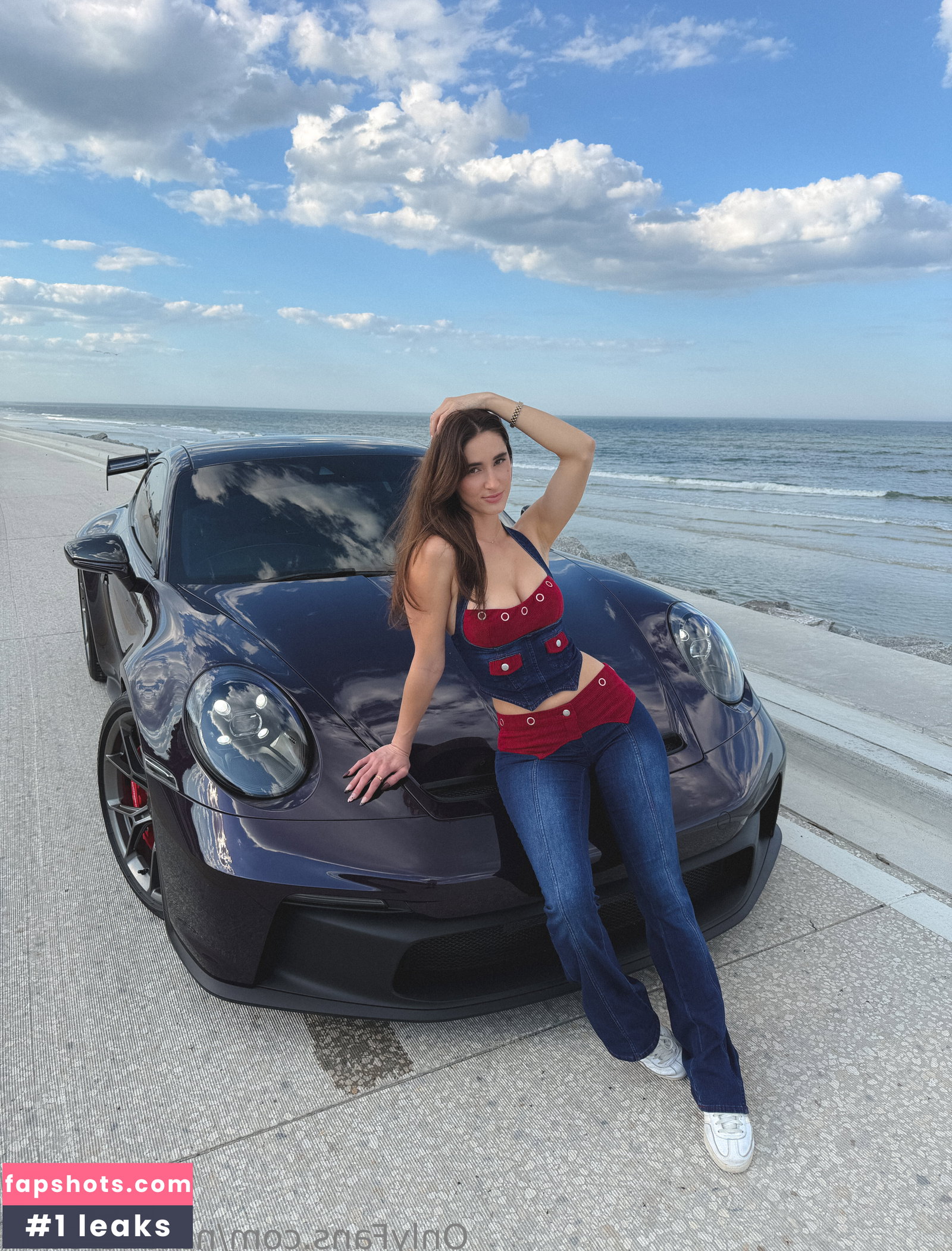 Natalie Roush gallery photo #177