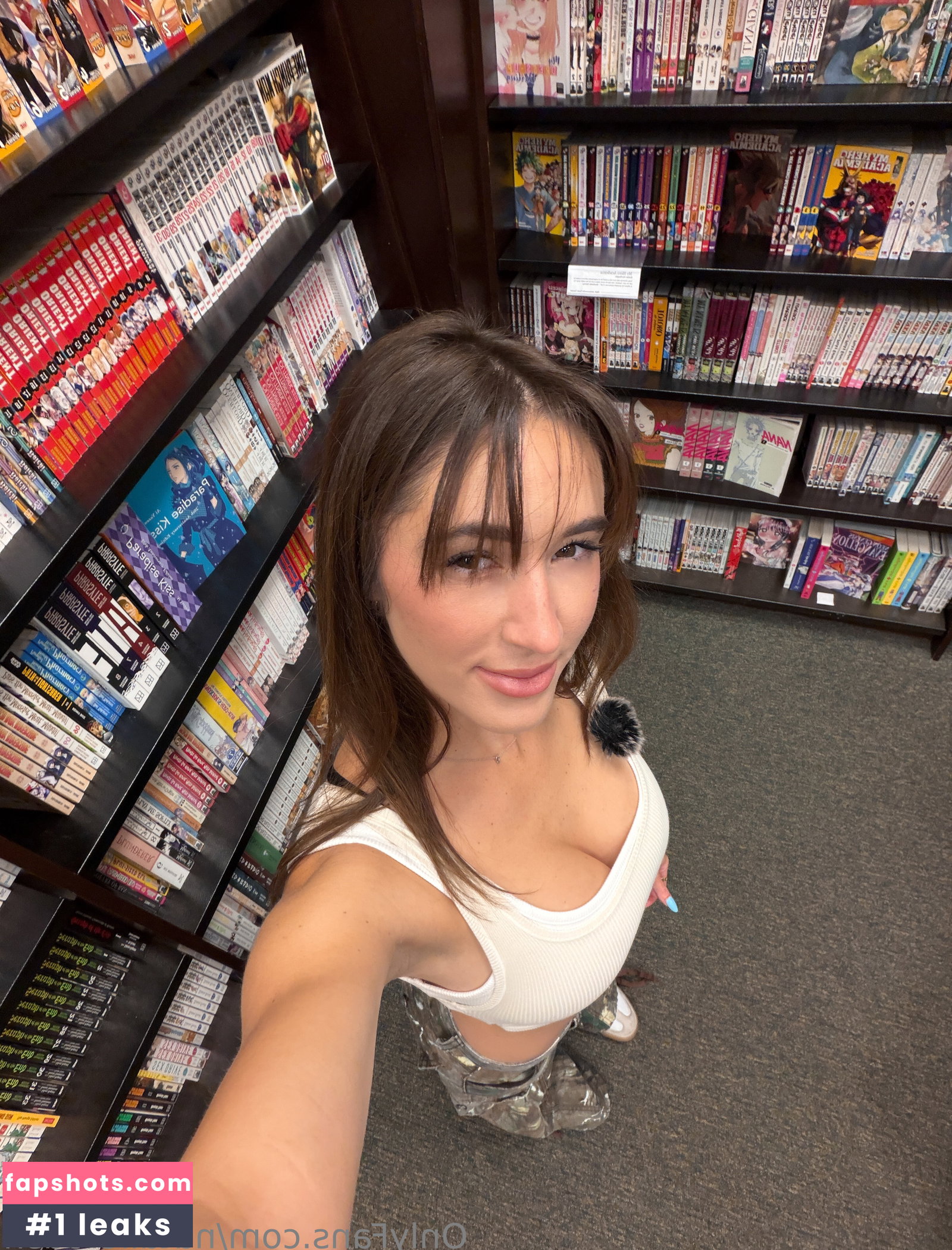 Natalie Roush gallery photo #281