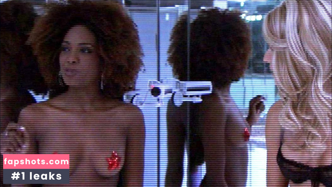 Natalie Taylor gallery photo #27