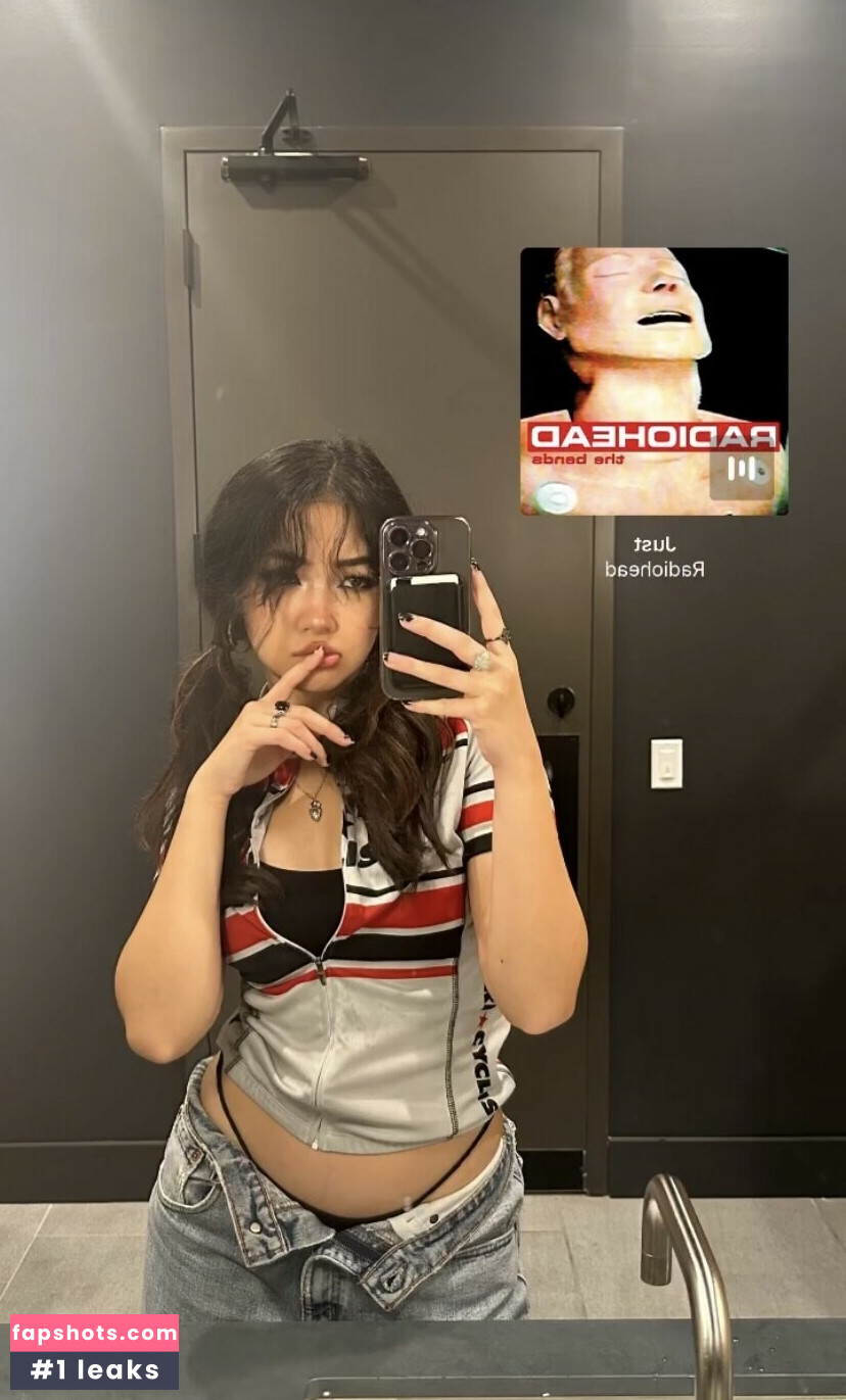 Natalie Tran gallery photo #26