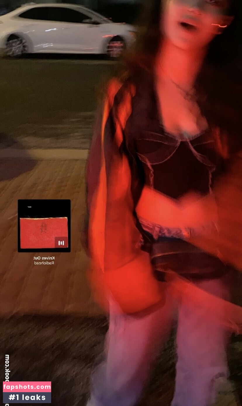 Natalie Tran gallery photo #37