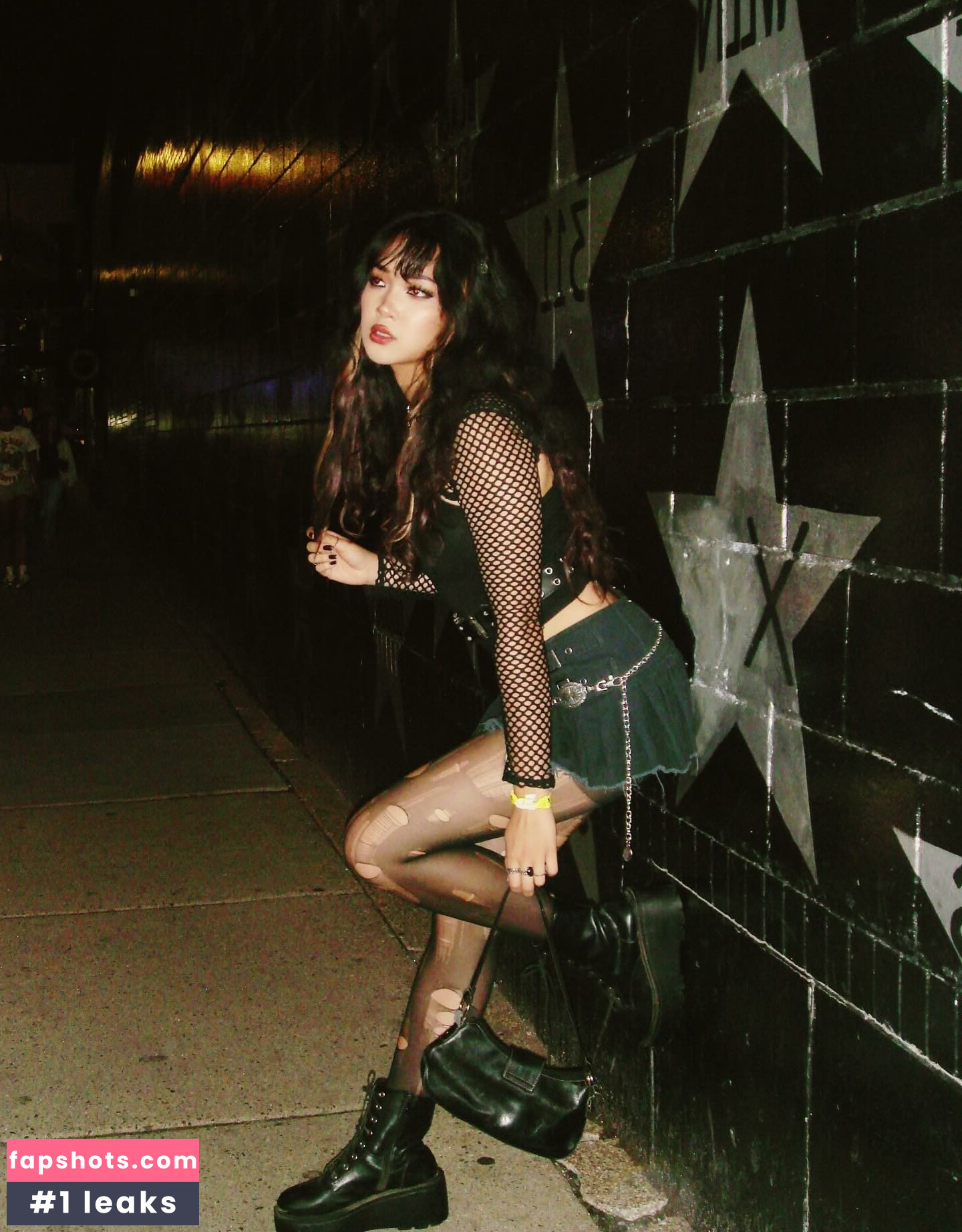 Natalie Tran gallery photo #5