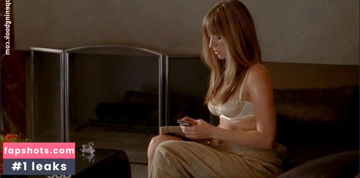 Natalie Zea gallery photo #37