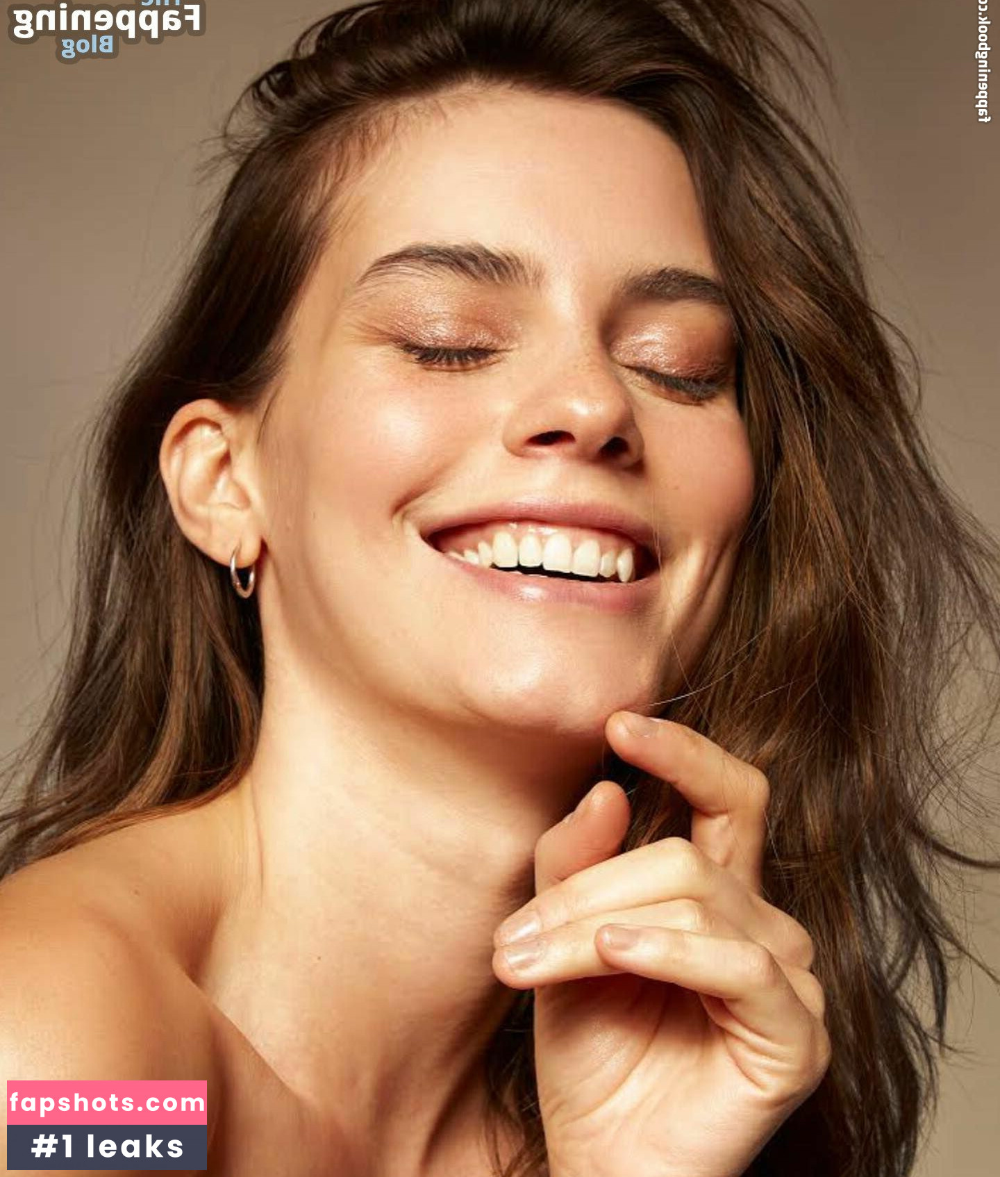 Nataly Machado gallery photo #20