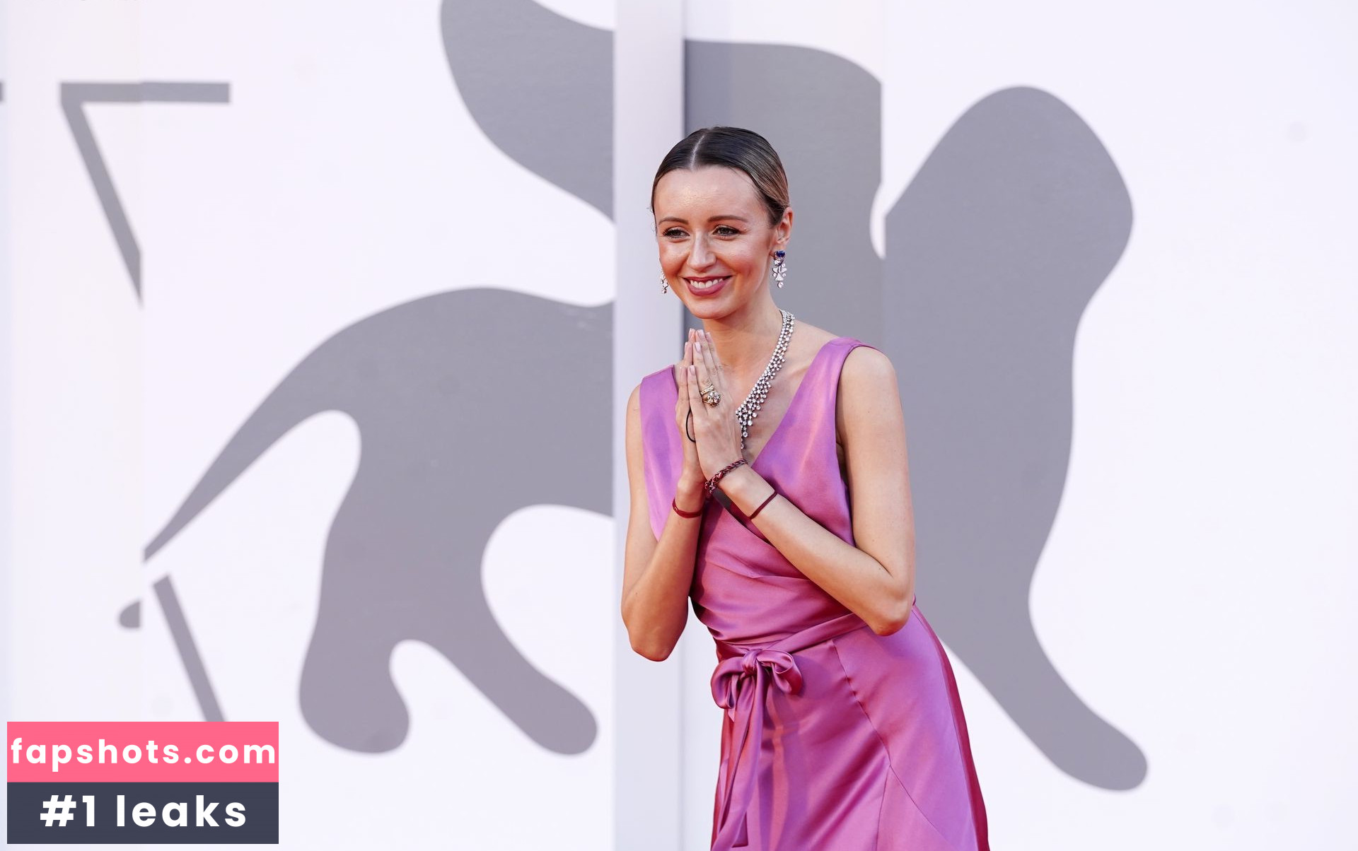 Nataly Osmann gallery photo #3