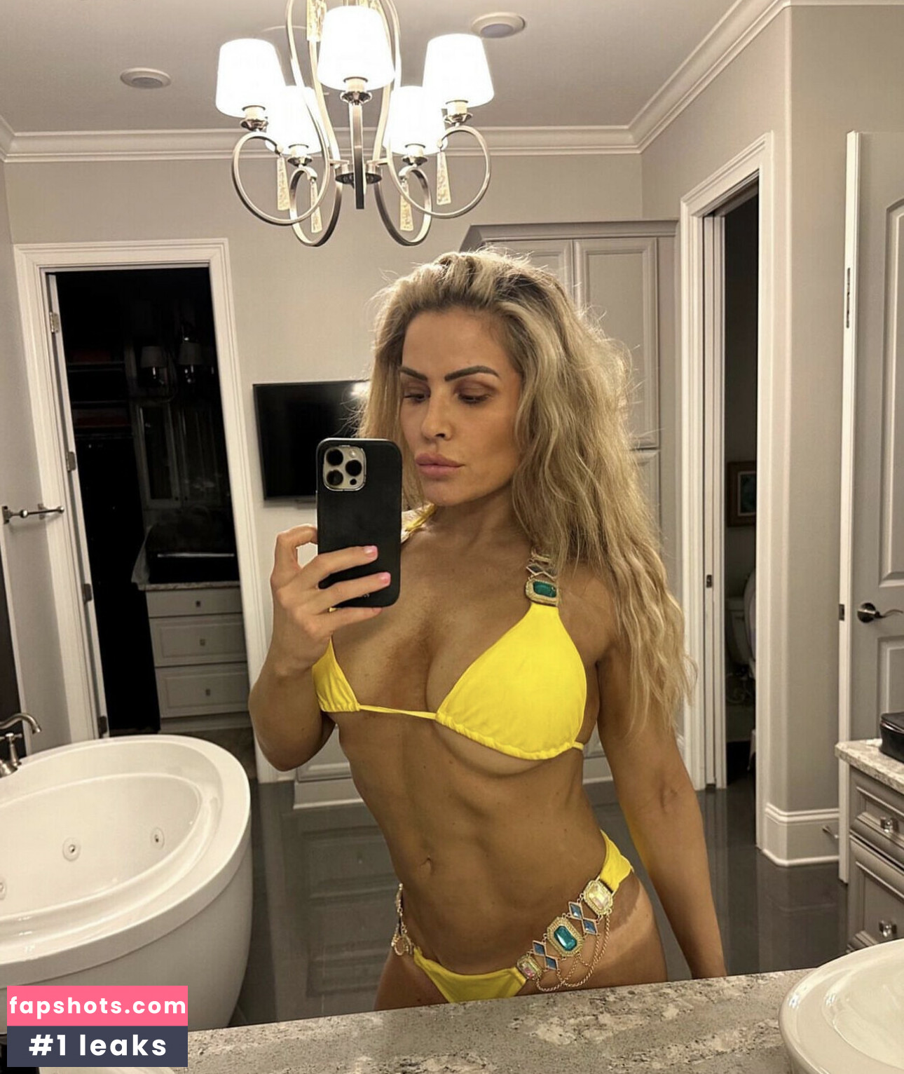 Natalya Neidhart gallery photo #123