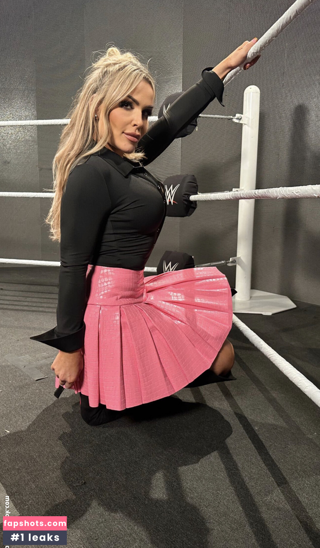 Natalya Neidhart gallery photo #146