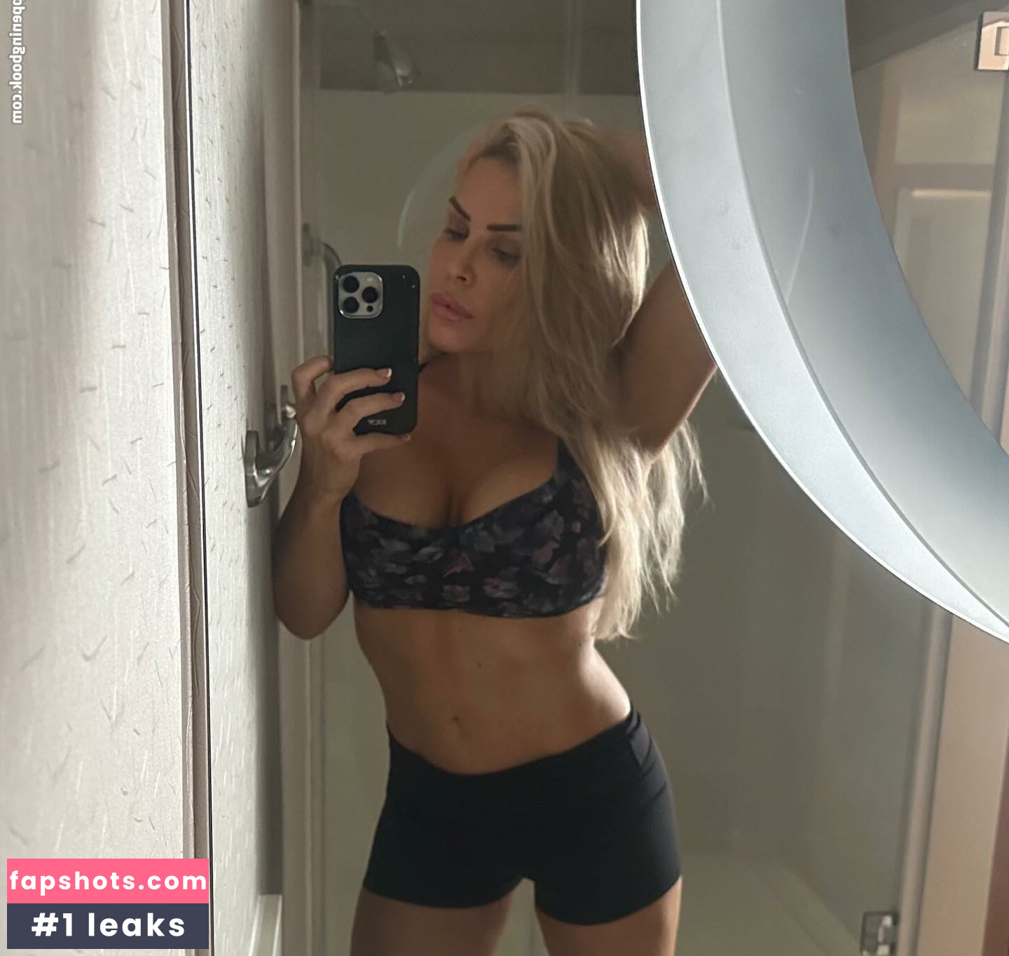 Natalya Neidhart gallery photo #151