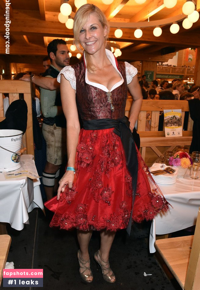 Natascha Gruen gallery photo #16