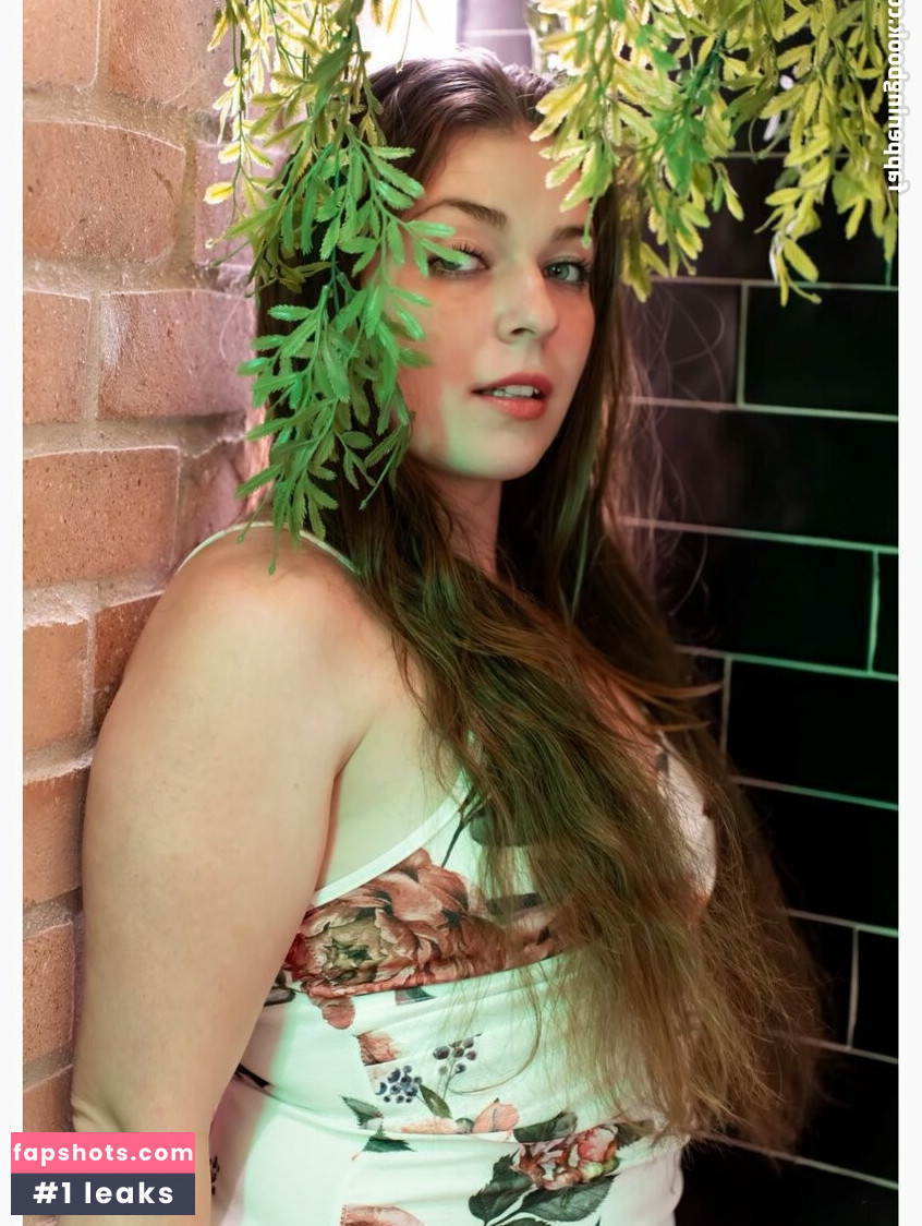 Nataschasophiaa gallery photo #18