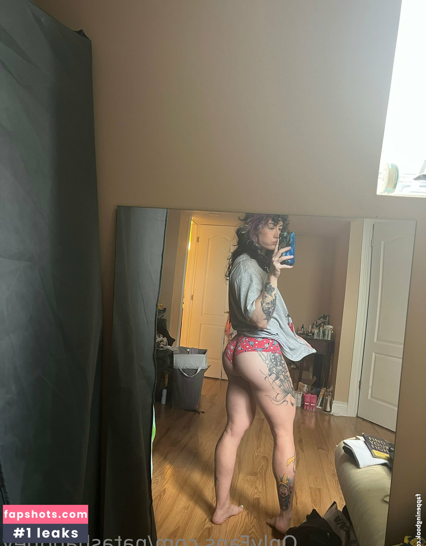 Natasha Aughey gallery photo #13