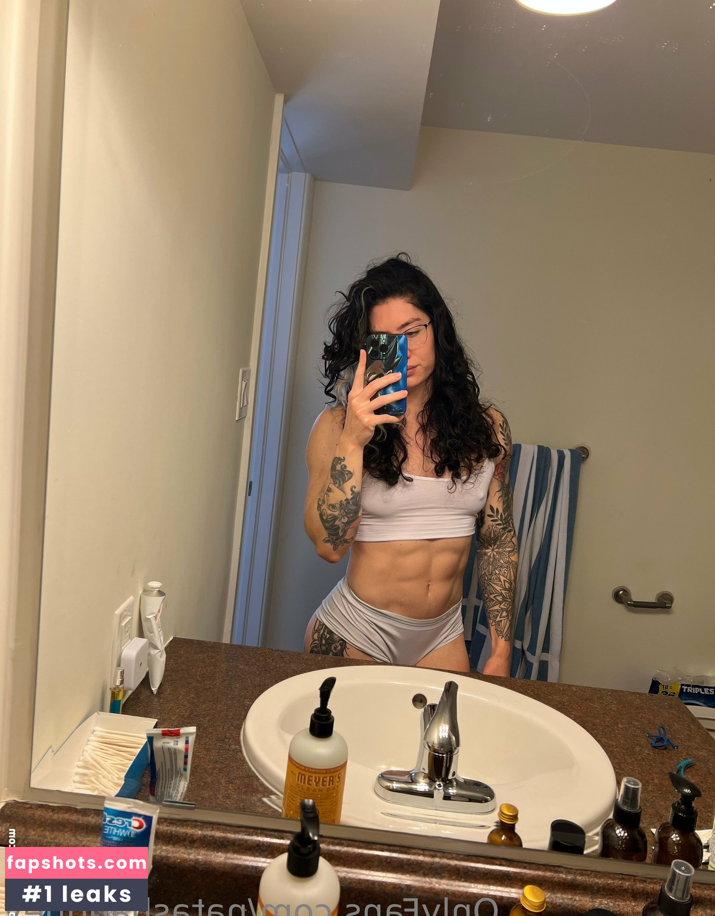 Natasha Aughey gallery photo #128