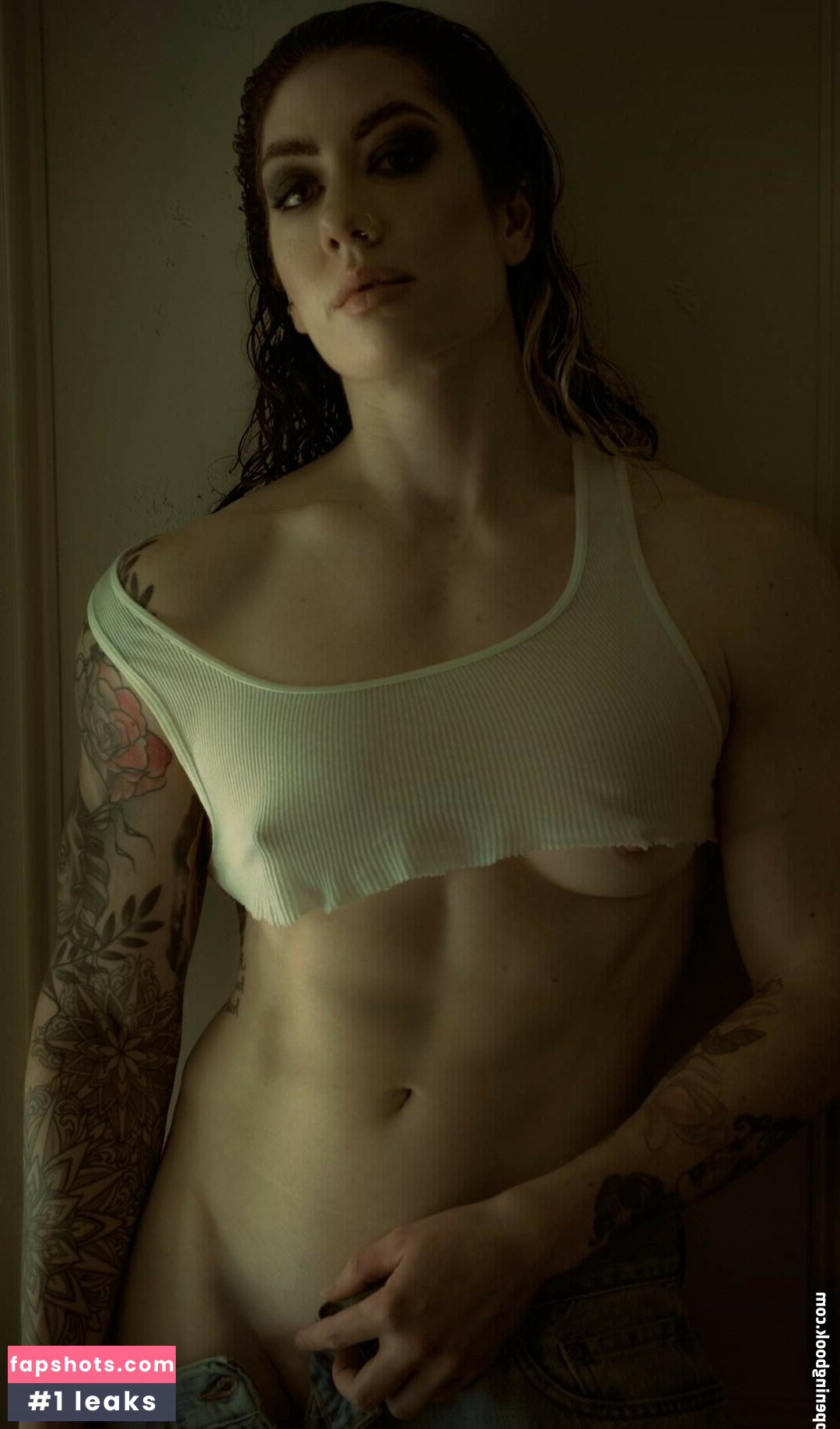 Natasha Aughey gallery photo #31