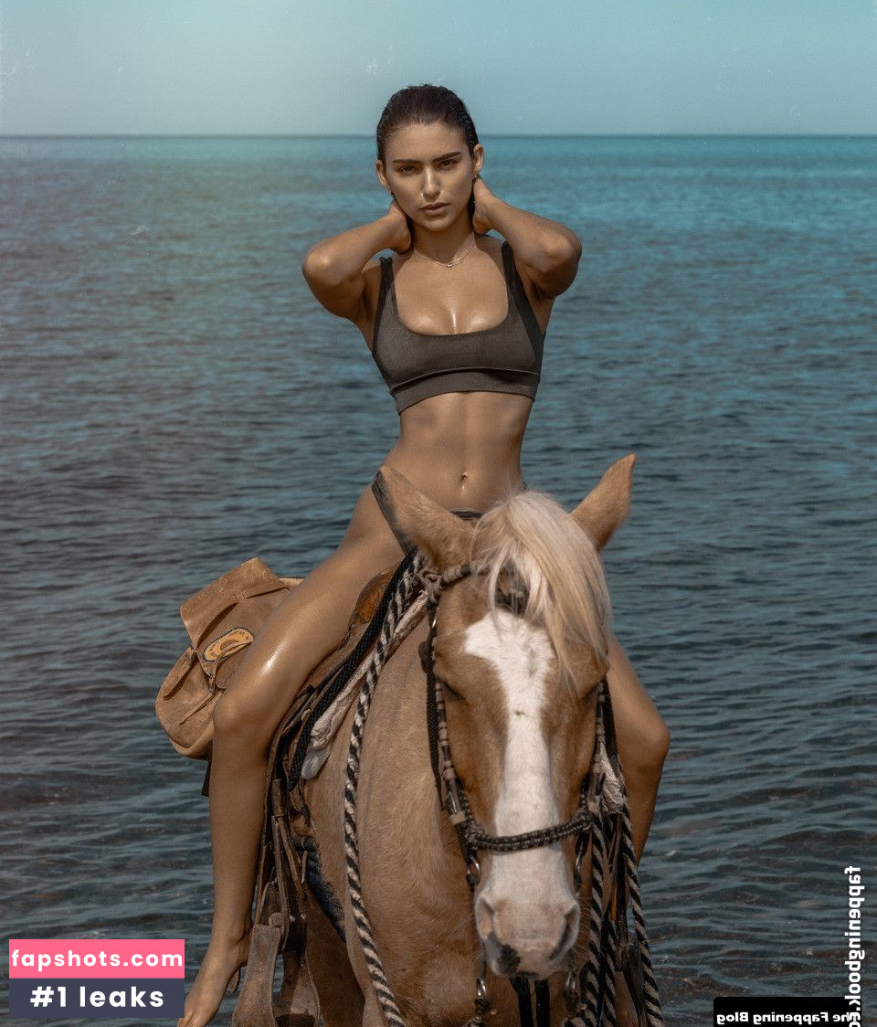 Natasha Eklove gallery photo #51