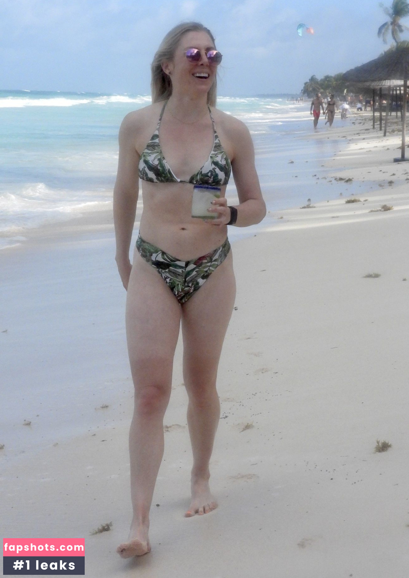 Natasha Fischer gallery photo #2