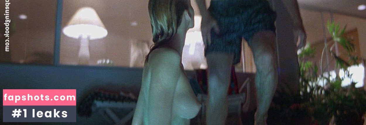 Natasha Henstridge gallery photo #133