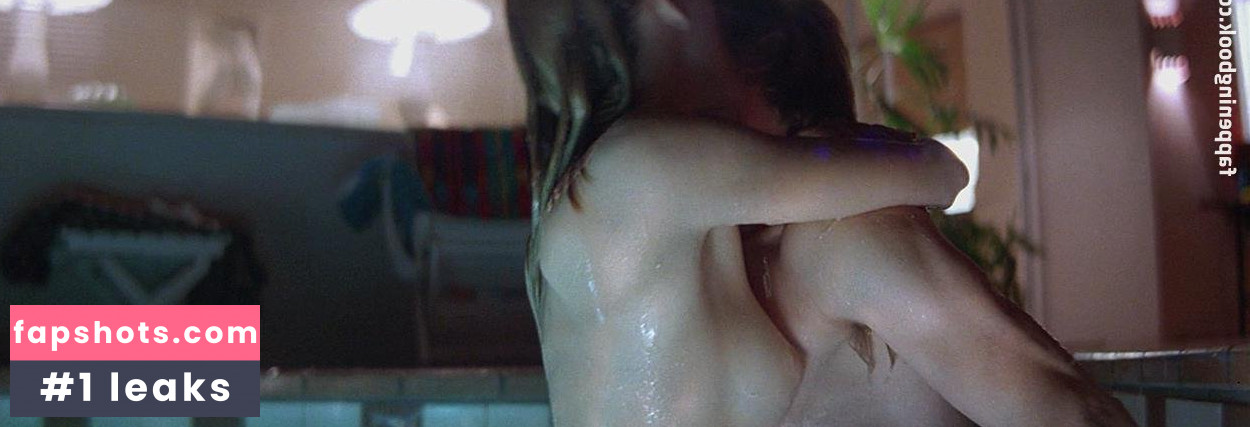 Natasha Henstridge gallery photo #140