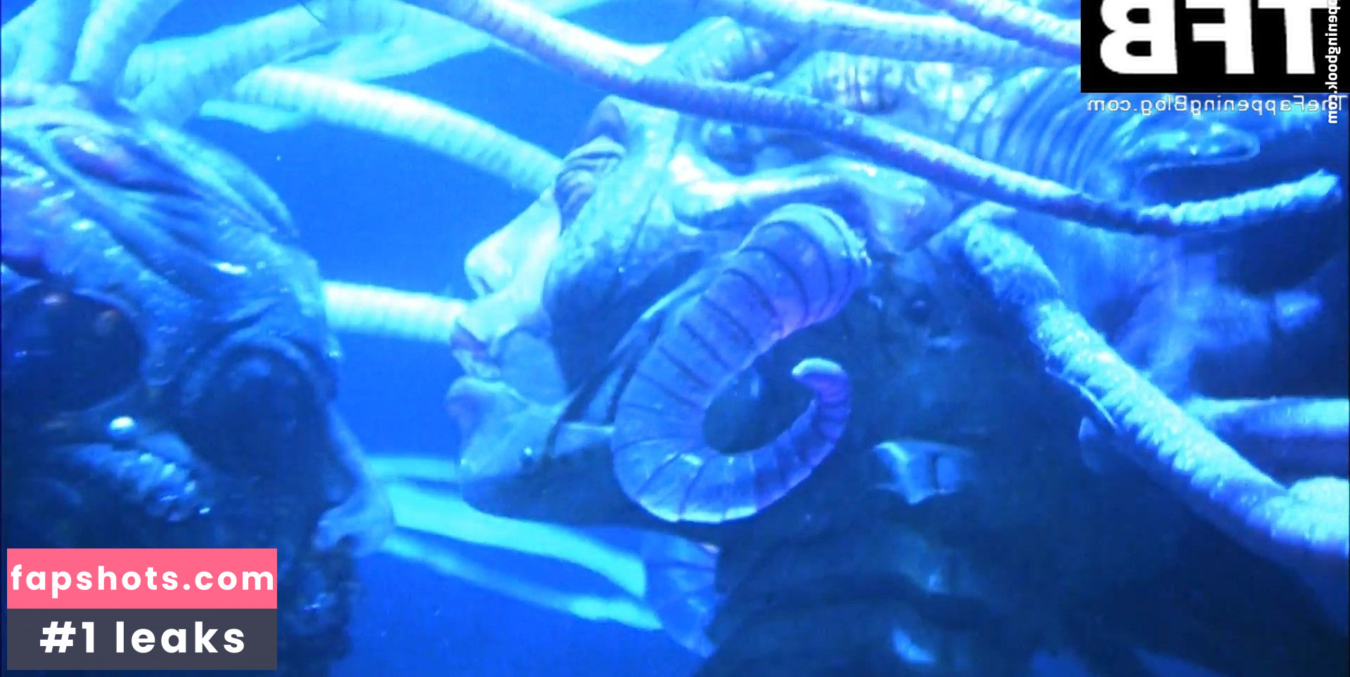 Natasha Henstridge gallery photo #44