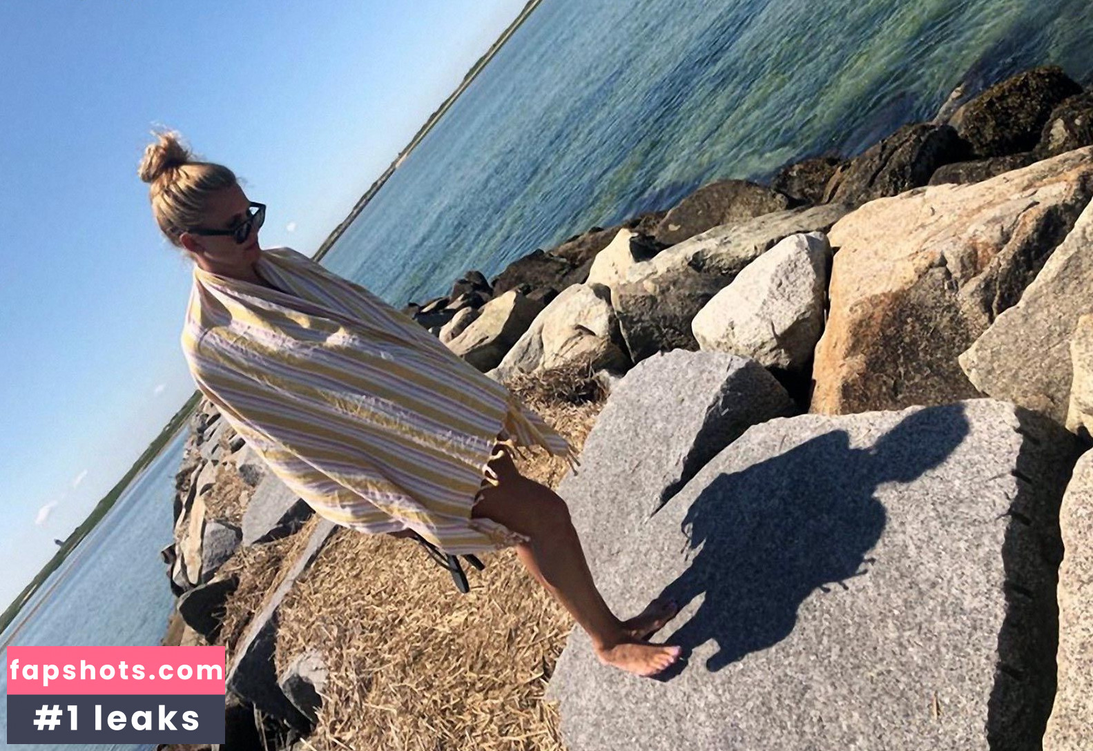 Natasha Henstridge gallery photo #54