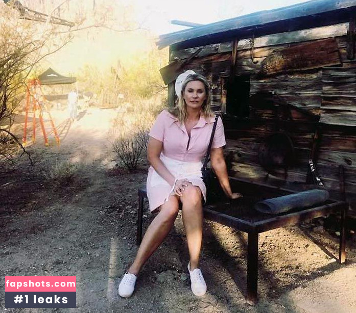 Natasha Henstridge gallery photo #96