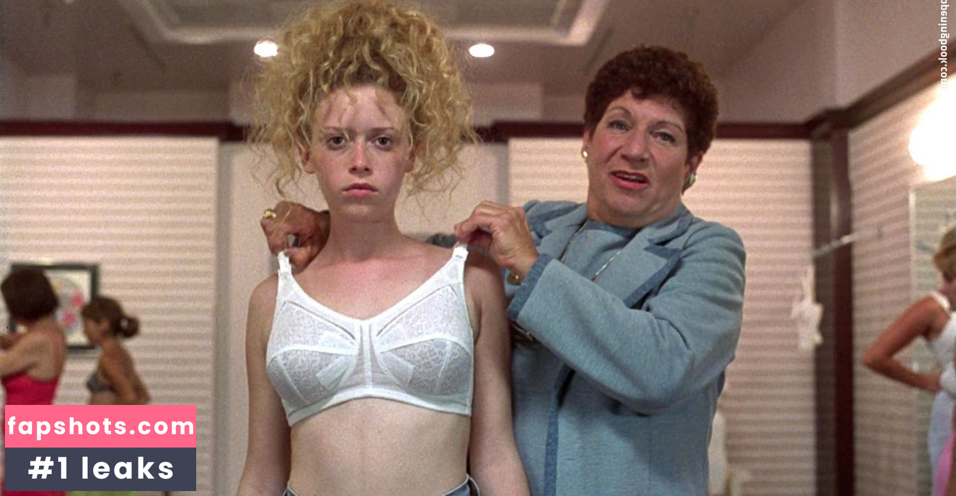 Natasha Lyonne gallery photo #137