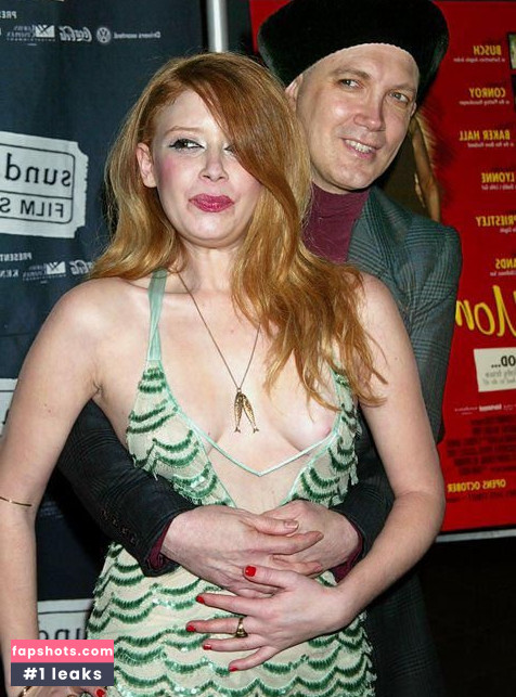 Natasha Lyonne gallery photo #179