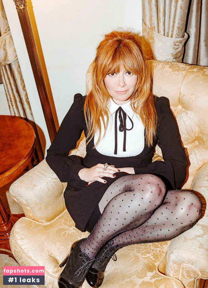 Natasha Lyonne gallery photo #42