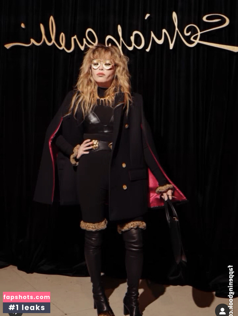 Natasha Lyonne gallery photo #43