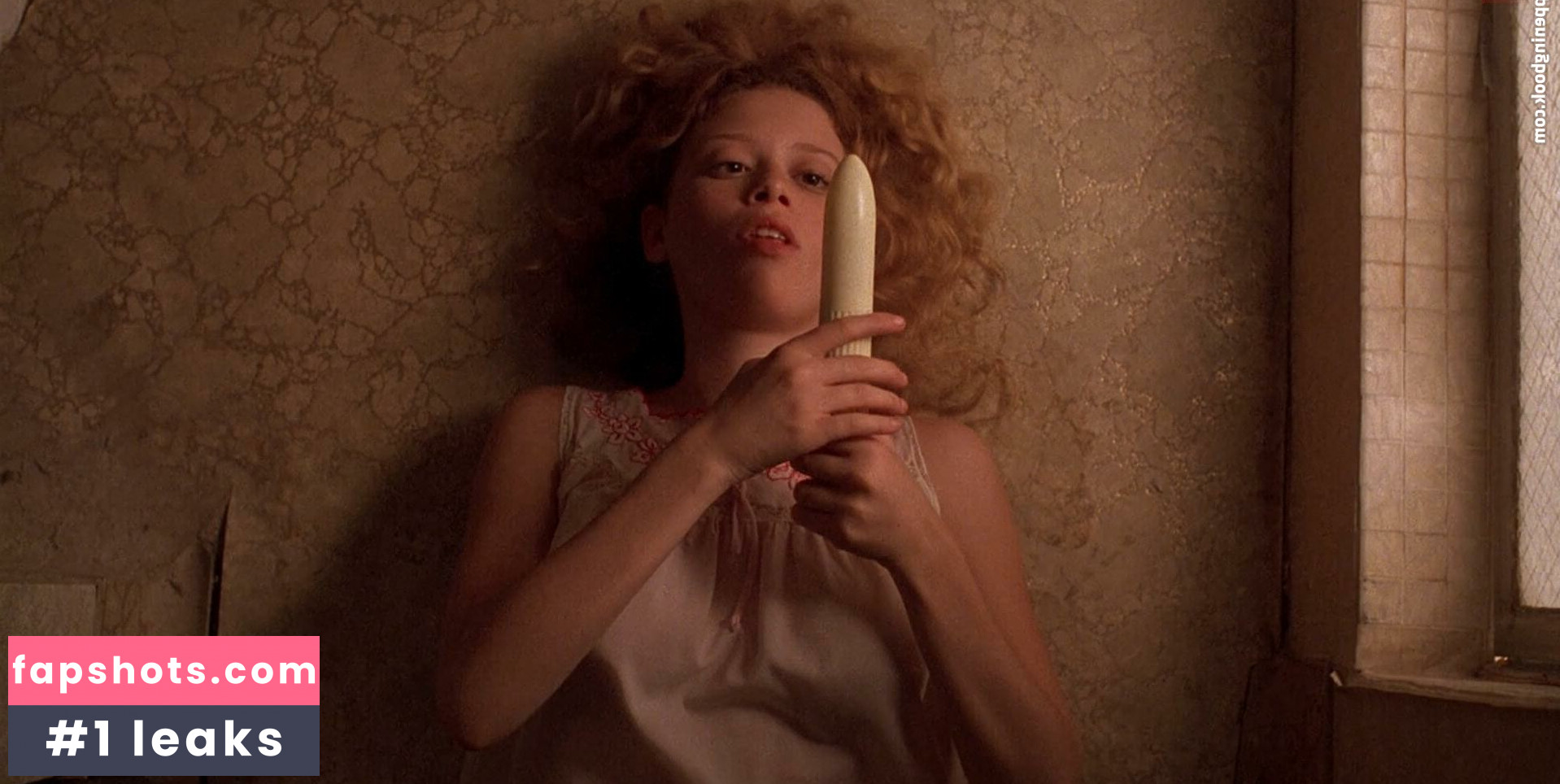 Natasha Lyonne gallery photo #47