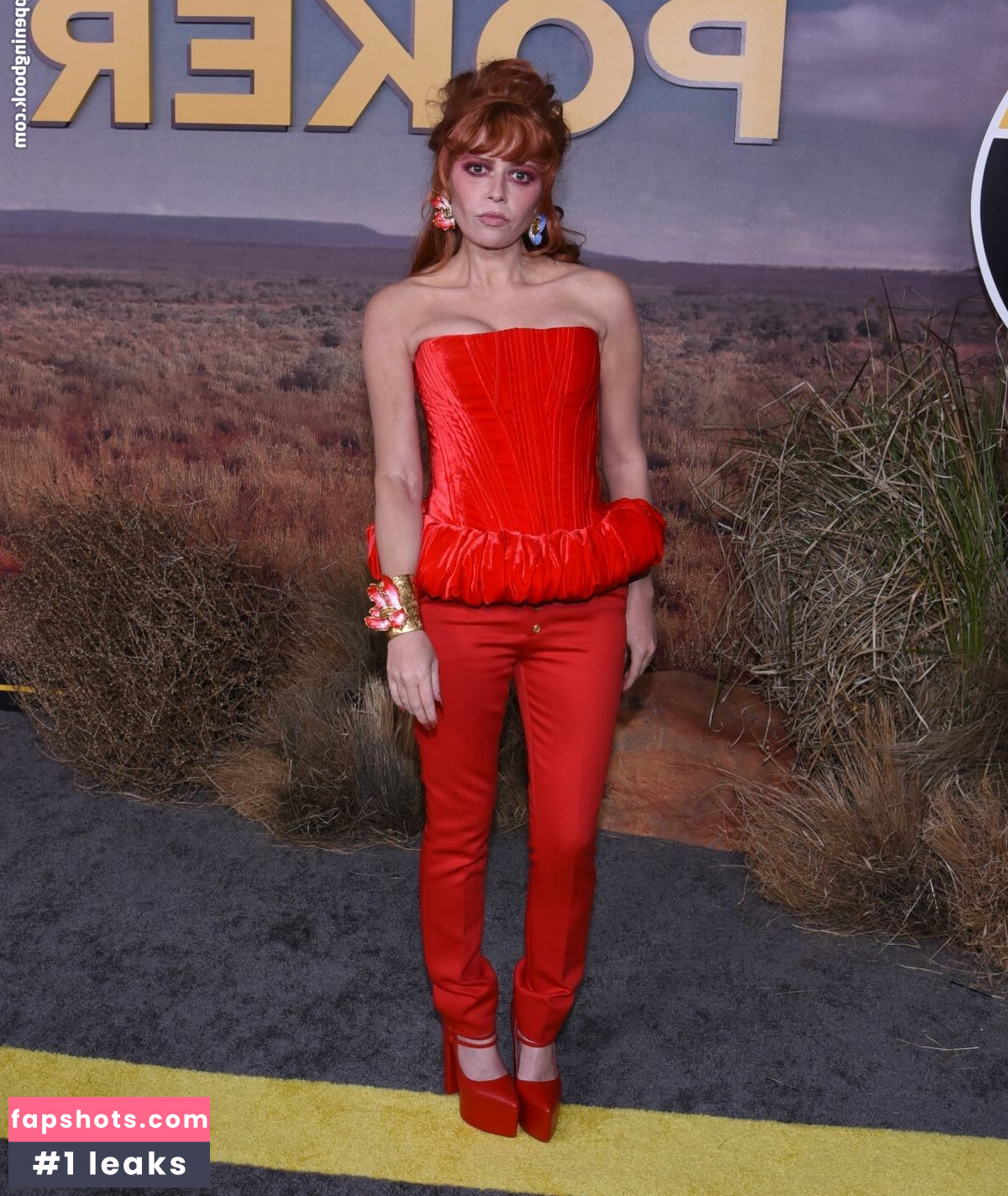 Natasha Lyonne gallery photo #74