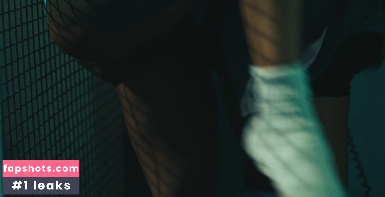 Natasha Marc nude babe gallery