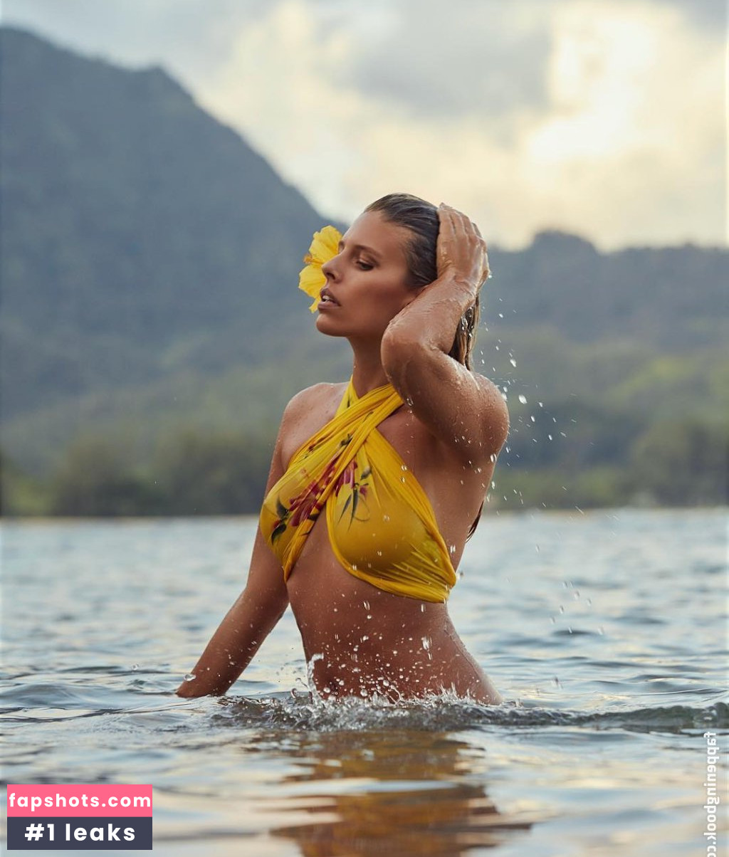 Natasha Oakley Nude Leaks OnlyFans Photos #582 - LeakJerk