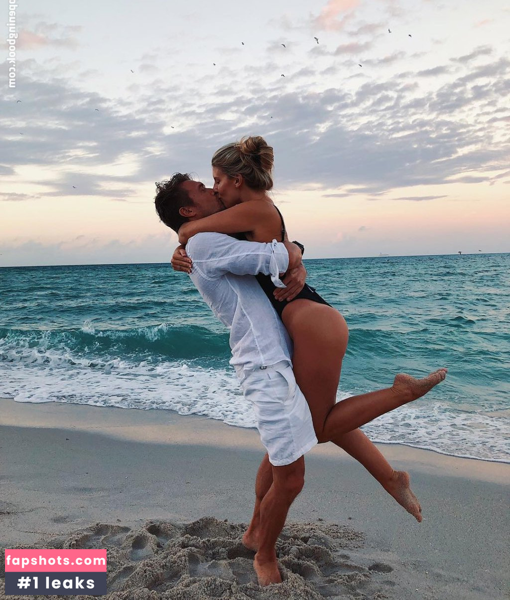 Natasha Oakley Nude Leaks OnlyFans Photos #588 - LeakJerk