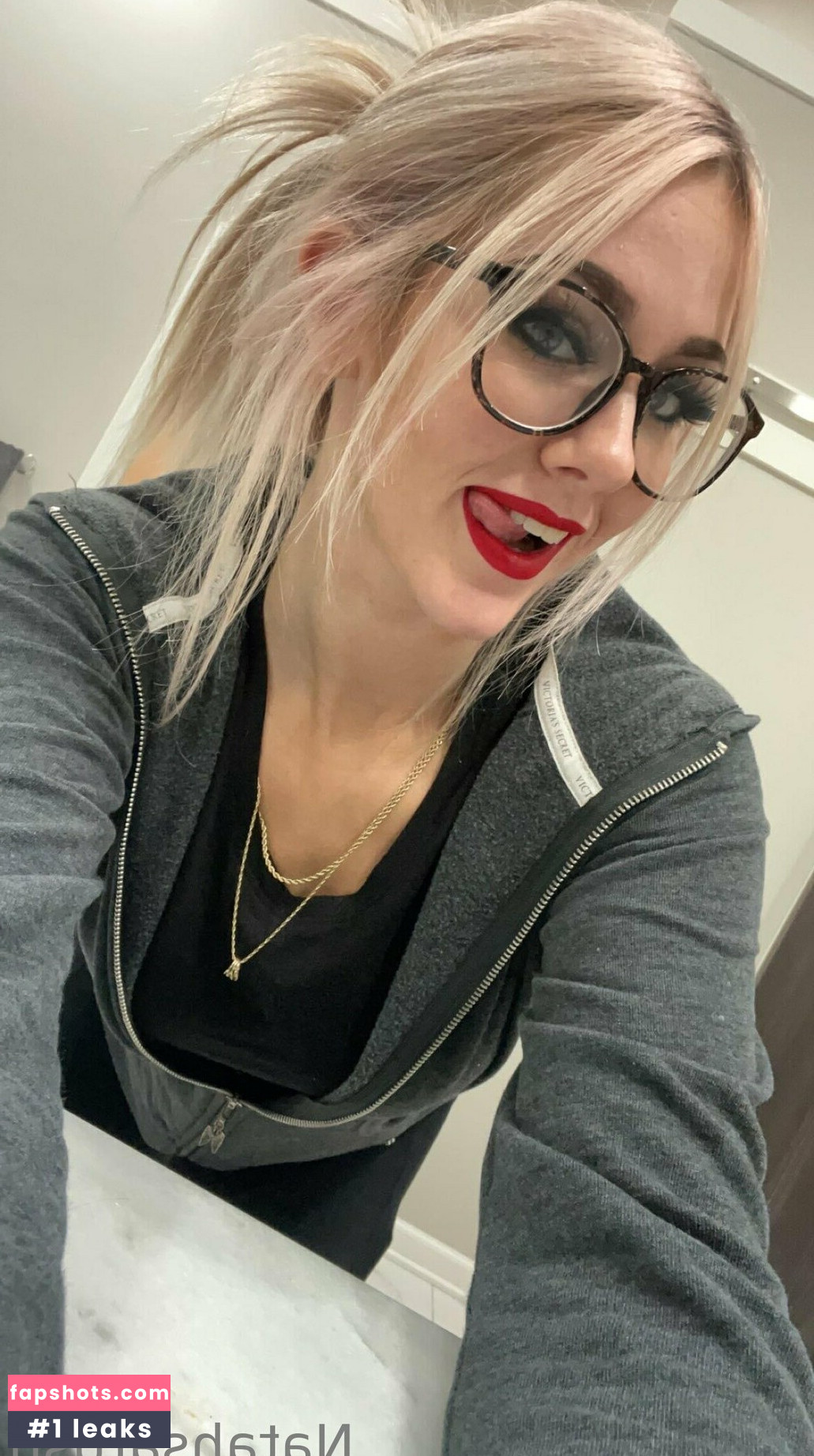 Natasha Tush gallery photo #31