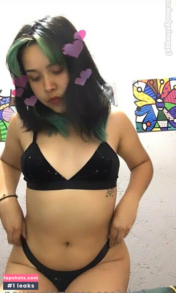 nath.muag nude babe gallery