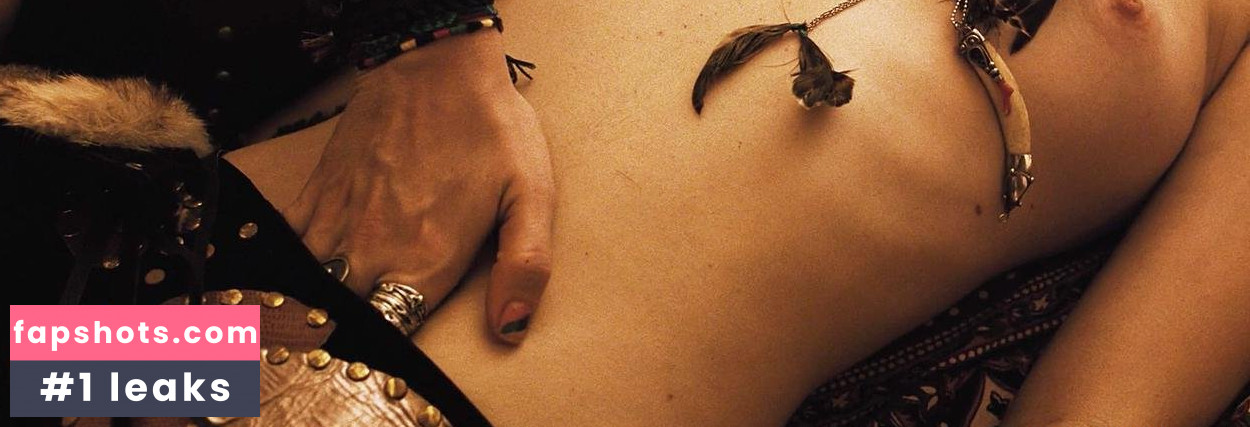 Nathalia Dill gallery photo #23