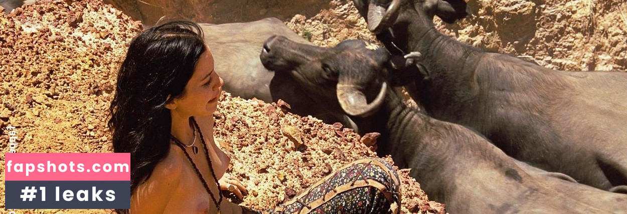 Nathalia Dill gallery photo #26