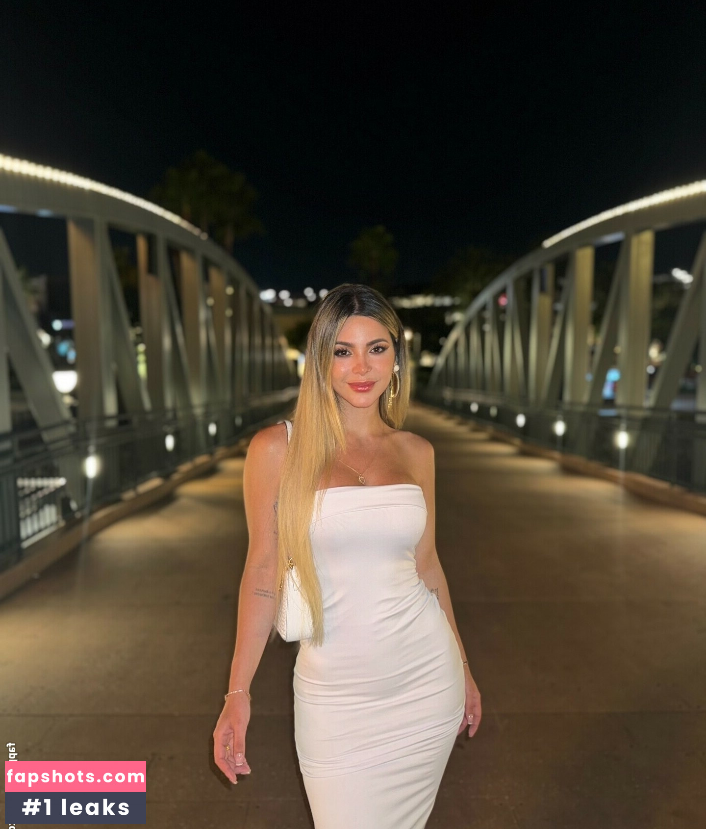 Nathalia Gonçalves gallery photo #5